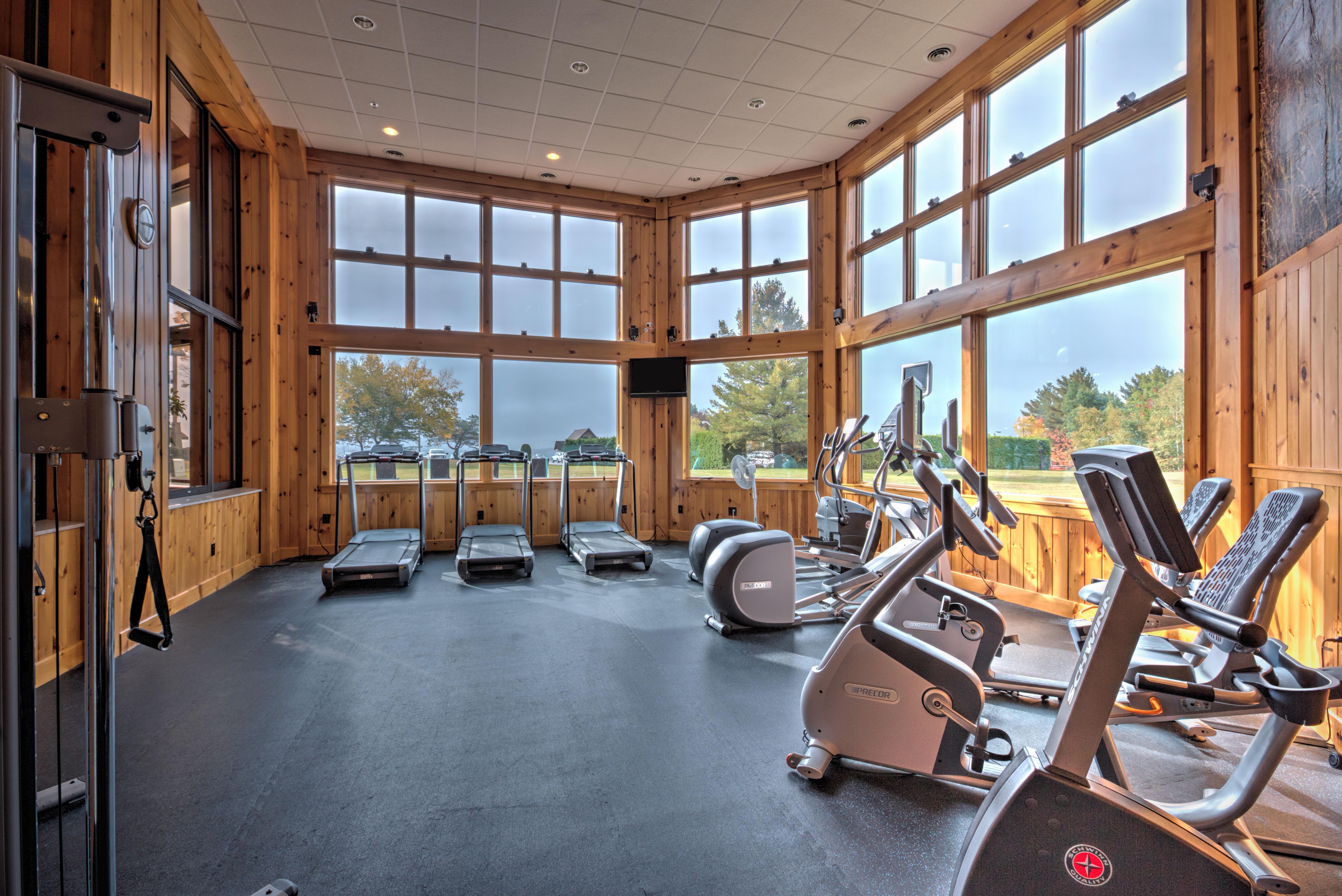 Crowne Plaza Lake Placid, An Ihg Hotel Exterior photo